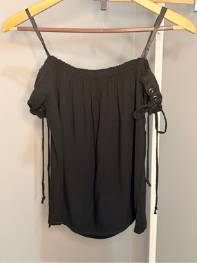GUESS Los Angeles Black Off The Shoulder Lace Up Grommet Sleeve Blouse Top XS